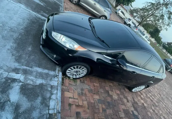 Ford Fiesta Sed. Ti./ti.plus1.6 16V Flex Aut. 2014