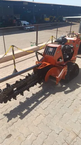 Valetadeira dirtwitch c24x