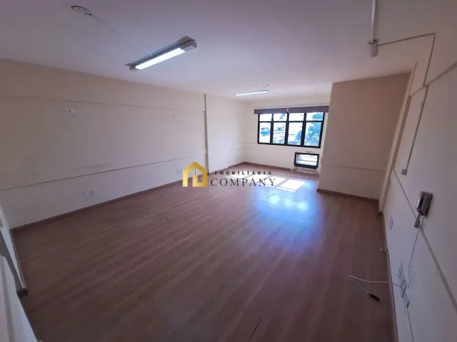 Ed. Meridional - Sala Comercial à venda no Ed. Meridional no bairro Jardim Vergueiro, Soro