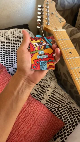 Guitarra Tajima