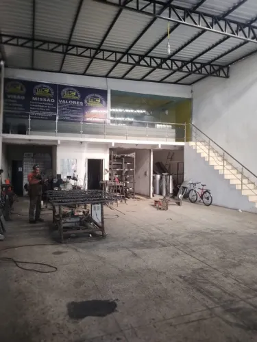 Excelente Galpão 390m² proximo da Avenida Tefé / Aceita Carro no Negocio