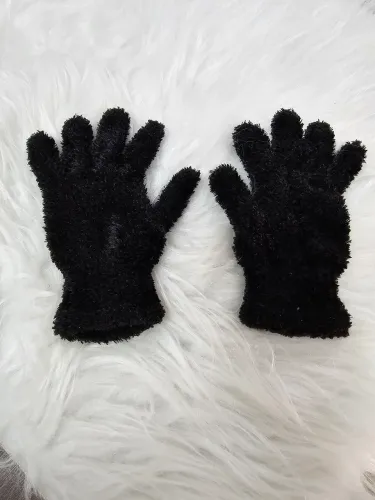 Luvas de Pelúcia Pretas!
