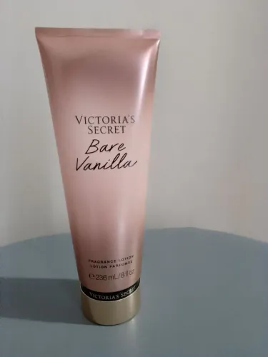 Hidratante corporal bare vanilla victorias secret 