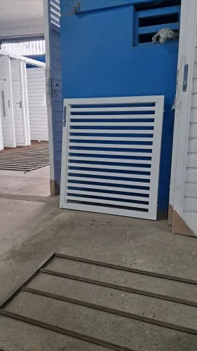 Portão pequeno 0,90 x 1,00 Novo!