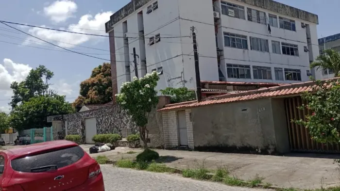 Apartamento com três quartos na Iputinga