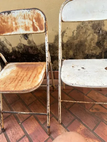 Cadeira de ferro dobrável