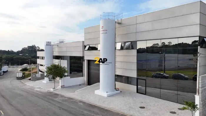 Galpão comercial em condomínio para locação em Cotia-SP, Sítio Boa Vista 1.009 m².
