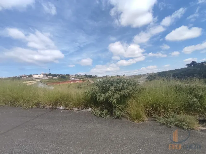 Lote a venda bairro Tiradentes Conselheiro Lafaiete MG