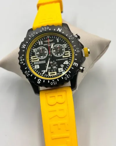 Relógio Breitling M733