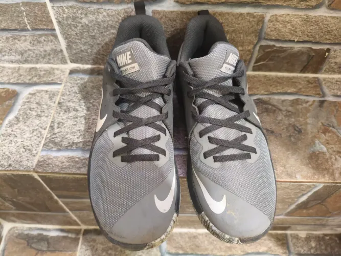 Tênis Nike