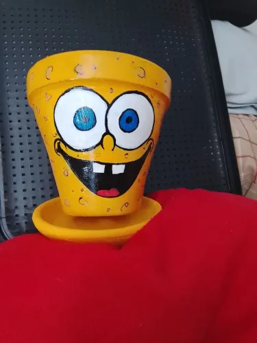 Vaso de barro artesanal