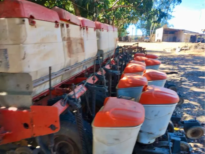 Plantadora Agrícola Jumil 10 linhas