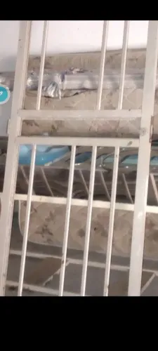  grade de porta ,tipo alumínio 50.00