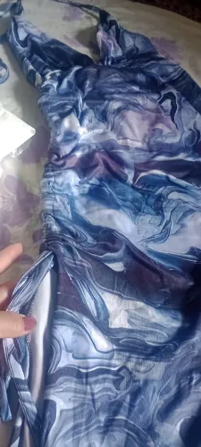Vestido Estampado Azul e Roxo coladinho veja fotos