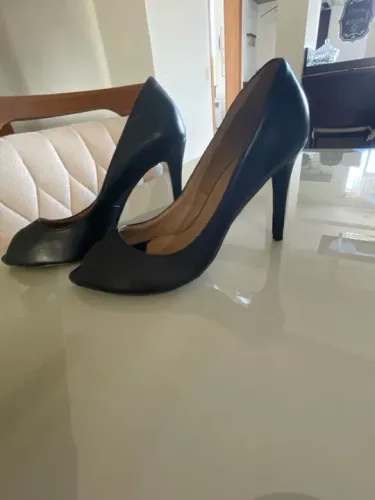 Sandália Salto Fino Preto com bico folha