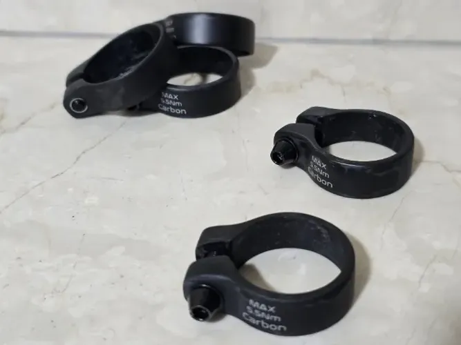 Abraçadeira Selim em Fibra de carbono, para Canotes 27,6 ou 30,9 ou 31,6mm (novas)