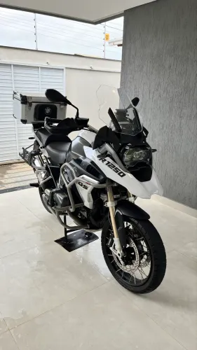 BMW R1250 GS Sport 2022/23 - 19.000 km - Impecável!