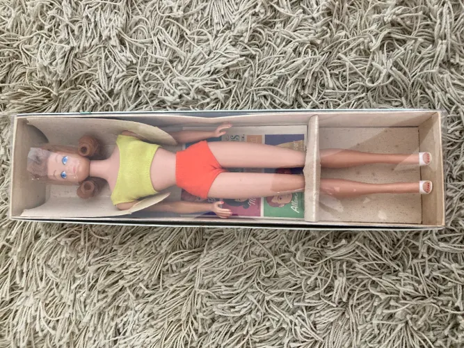 Barbie Midge anos 60