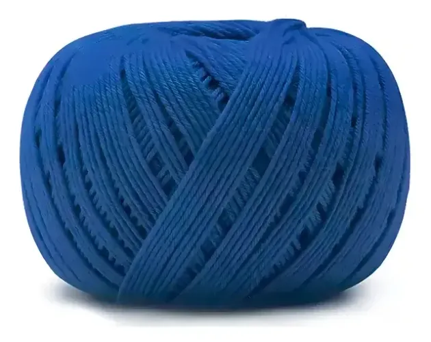Novelo de lã azul