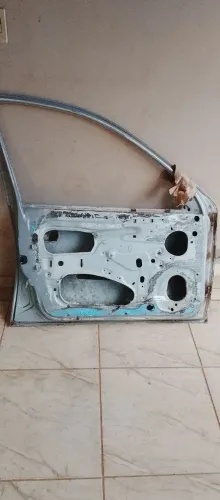 Porta do Corsa traseira lado motorista