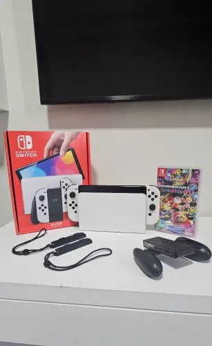 Nintendo Switch OLED 64gb com jogos inclusos