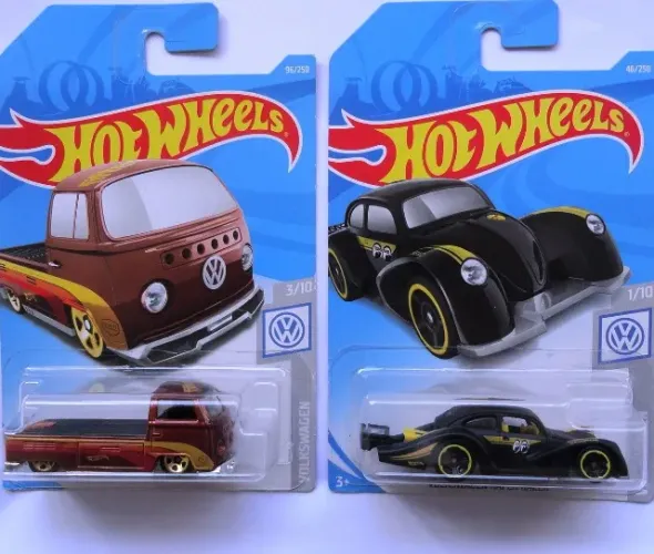 hot wheels dupla volkswagen t2 pickup kombi + kafer racer fusca moon eyes antigo hotwheels