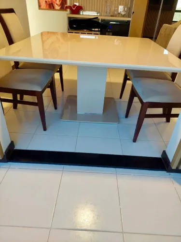 Mesa de Jantar 8 Lugares