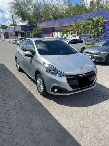 Peugeot 208 Active 1.2 Flex 12V 5P Mec. 2020