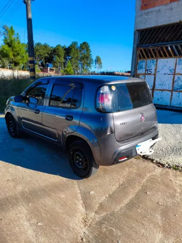 Fiat Uno Attractive 1.0 EVO Fire Flex 8V 5P 2021
