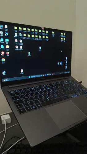 Book 4 i7 512gb e 16 ram
