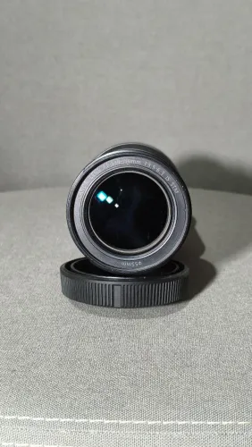 Lente Canon RF-S 18-150mm f/3.5-6.3 IS STM - Impecável!