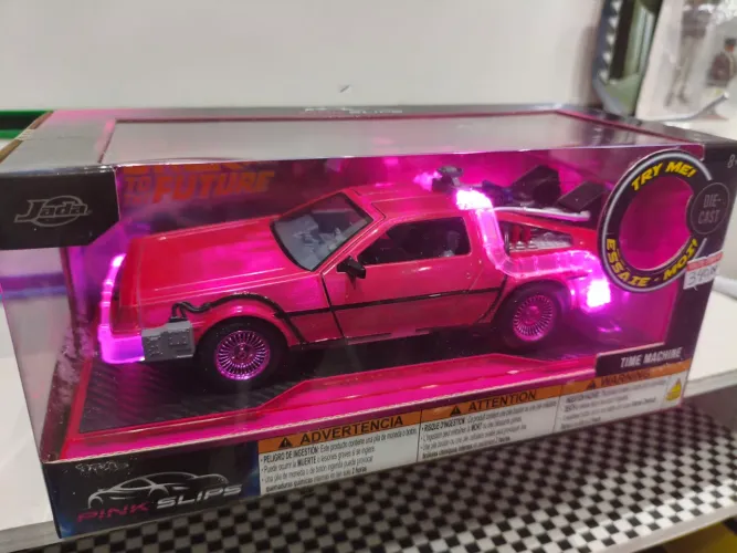 Miniatura 1/24 Back Future( de volta para o futuro)