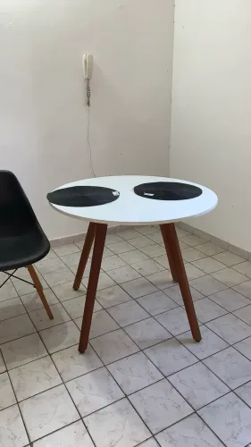Mesa de jantar redonda