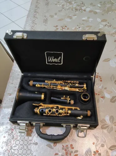 Clarinete Sib Weril B675 chaves douradas. Raridade 