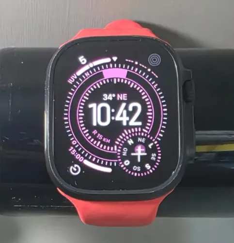 Watch Ultra 2 (GPS + Cellular) 49MM ? Caixa preta de titânio