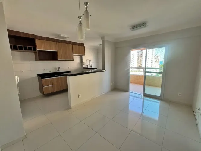 Imóvel para venda com 65 metros quadrados com 2 quartos em Guilhermina - Praia Grande - SP