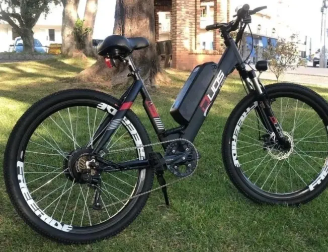 Bicicleta elétrica aro 26 nova