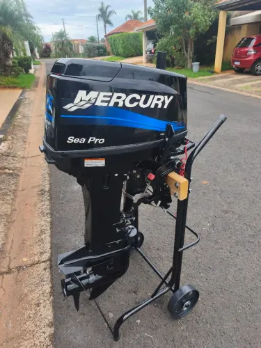 Motor de Popa 25/30 Mercury Sea Pro 2016