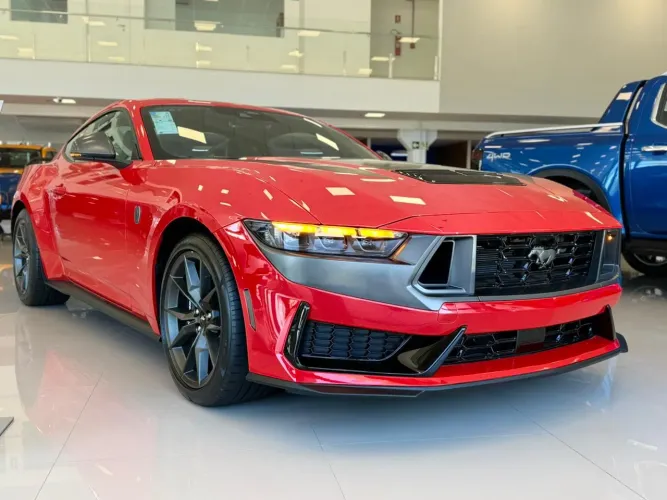 Ford Mustang DARK HORSE 5.0 V8 AUT. 2025