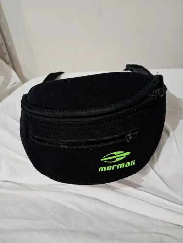 Pochete Mormaii neoprene preta nova 2 divisões