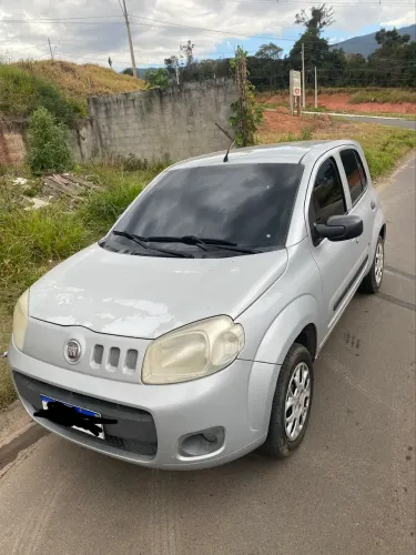 Fiat Uno Vivace Celeb. 1.0 EVO F.flex 8V 5P 2013