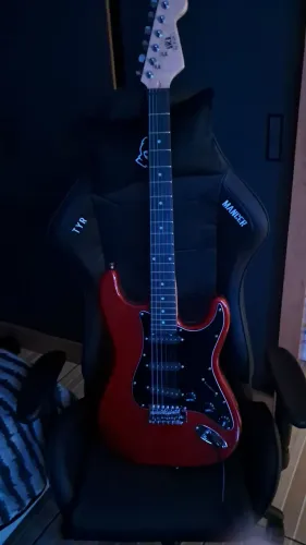 Guitarra Stratocaster
