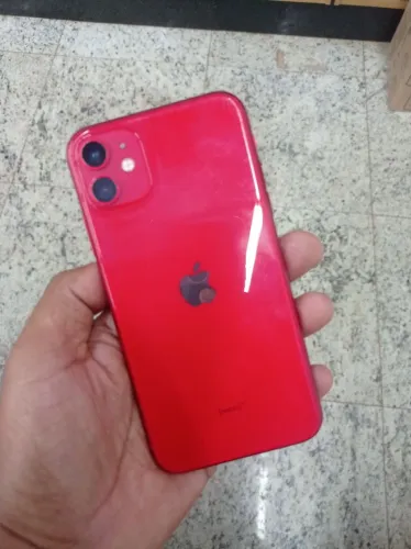 iPhone 11 64 GB Red 