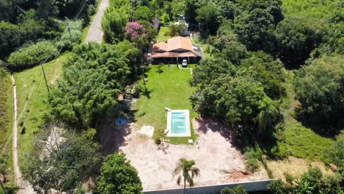 Chácara para Venda em Jundiaí, Aeroporto, 4 dormitórios, 2 suítes, 4 banheiros