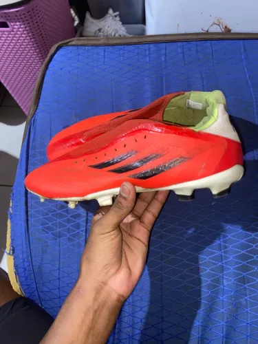 chuteira Adidas Predator Elite LL FG,