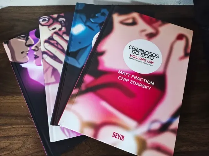 Combo HQs Criminosos do Sexo - Devir - Capa Dura - 4 edições - Praticamente novas
