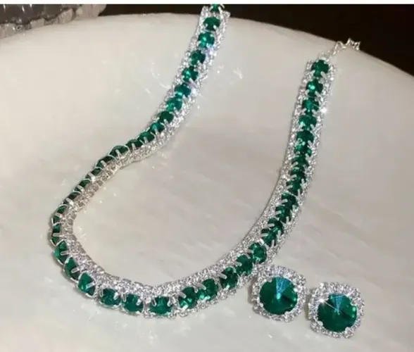 Conjunto Colar mais brincos 