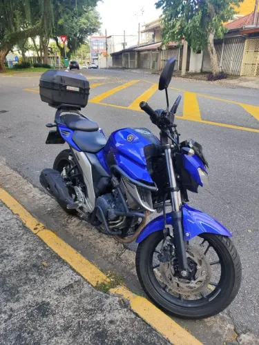 Vende - se  Fazer 250 