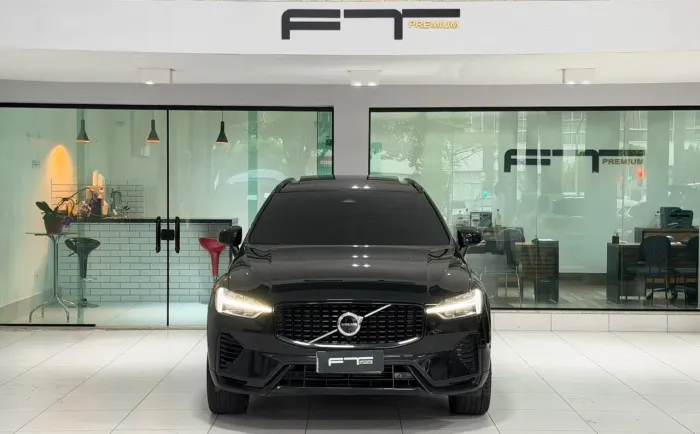 Volvo XC-60 T-8 Ultim.dark 2.0 AWD (híbrido) 2023