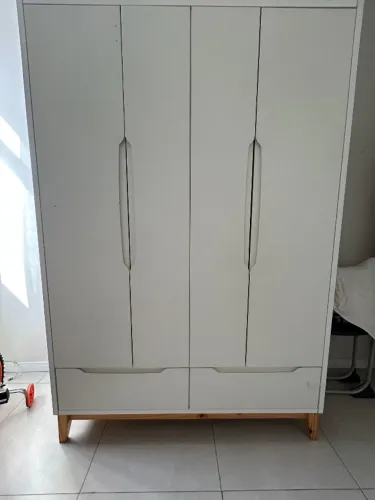 Roupeiro infantil , e Berço que vira mini cama, Linha Amor Perfeito